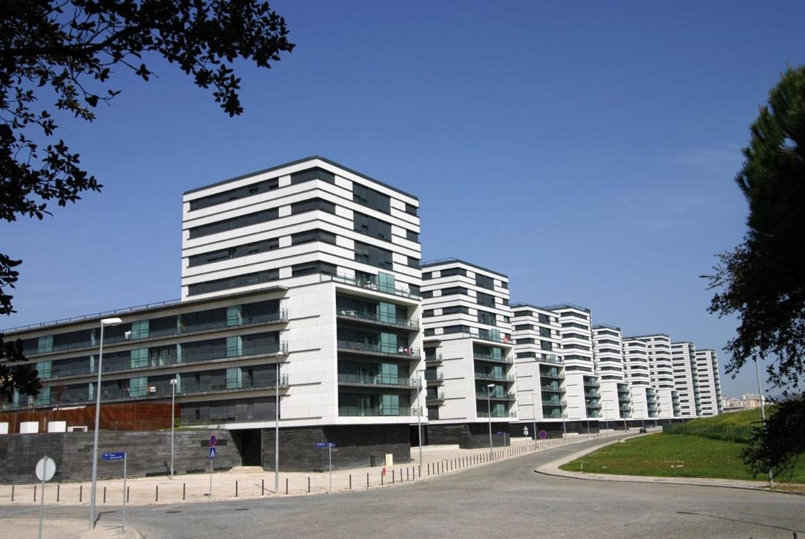 Un Appartement De Reve En Plein Coeur Du Pont Vasco De Gamma Lisboa المظهر الخارجي الصورة